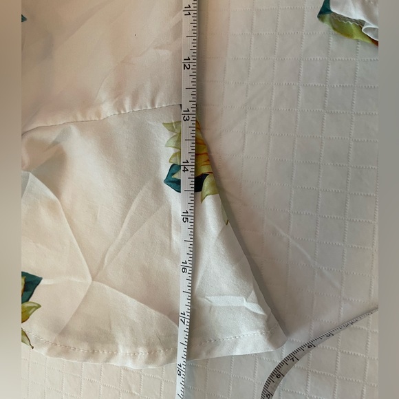 Peasant Dress in Size Large with yellow sunflowers 🌻 over a white background. - Picture 10 of 10